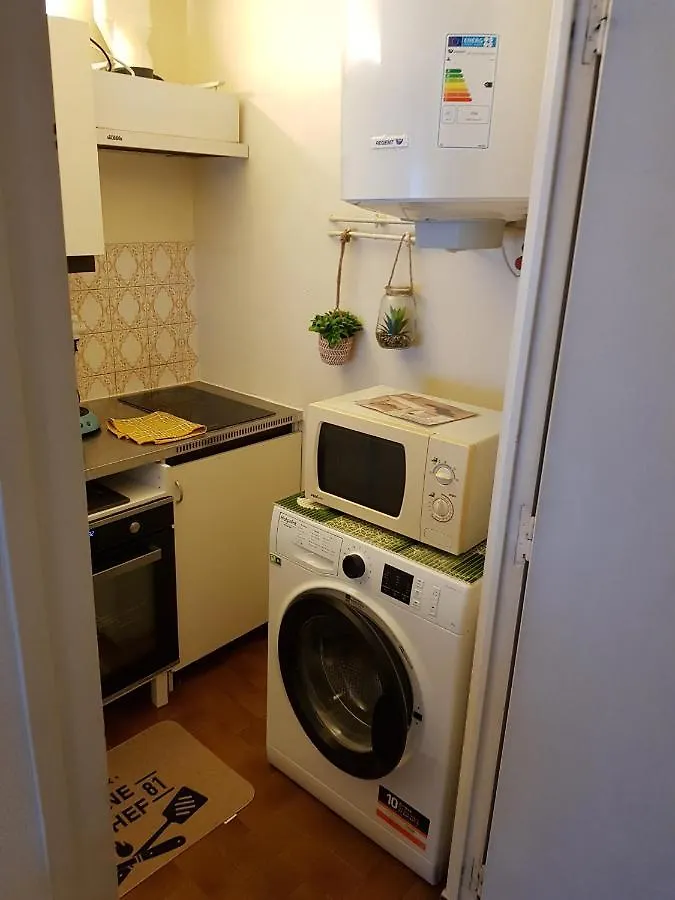 Apartment Vue Montagne Studio: Résidence Privée avec Cuisine et Parking Marnaz